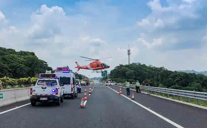 乌恰高速公路汽车救援案例