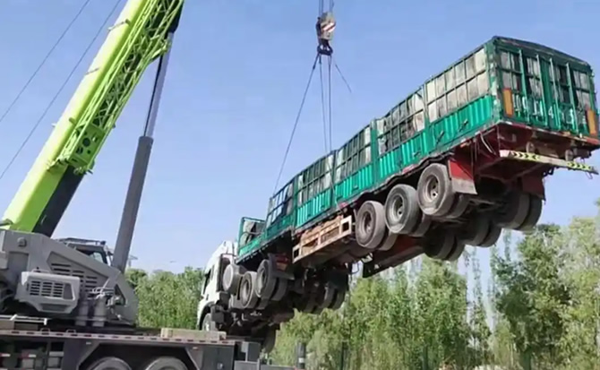 乌恰道路脱困救援案例